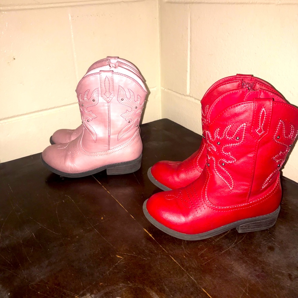Girls boots